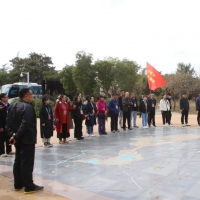 讓黨的創(chuàng)新理論“飛入尋常百姓家” 市民考察團(tuán)成風(fēng)化人潤物無聲 