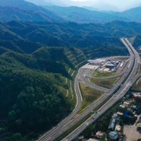 河南最長(zhǎng)公路隧道、最復(fù)雜高速匝道今日同時(shí)通車