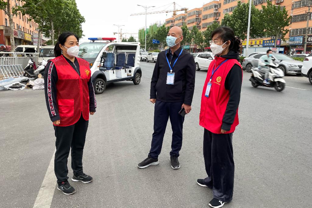 同心抗疫！正光街社區(qū)收到一批愛心生菜